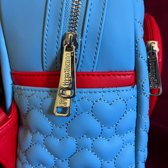 NWT Pixar Wall-E & EVE heart shaped pin display backpack. Loungefly ita bag - Picture 10 of 12